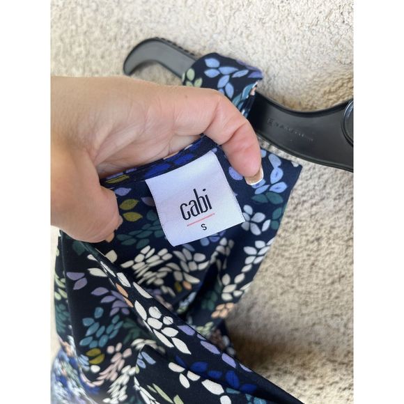 Cabi cinco floral print shift dress - size small - multicolored - Picture 6 of 8